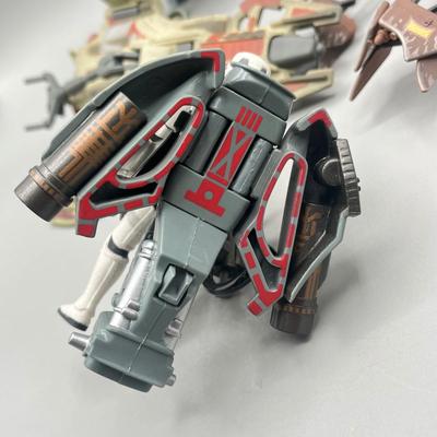 LOT 164F: Star Wars Action Figures and More