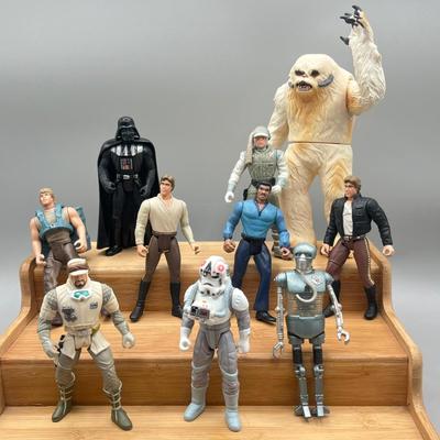 LOT 167F: Star Wars Power of the Force Action Figures - Empire Strikes Back