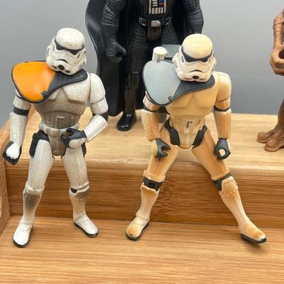 LOT 171F: Star Wars Power of the Force Action Figures - A New Hope