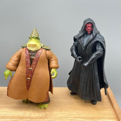LOT 172F: Vintage Star Wars Prequels Action Figures