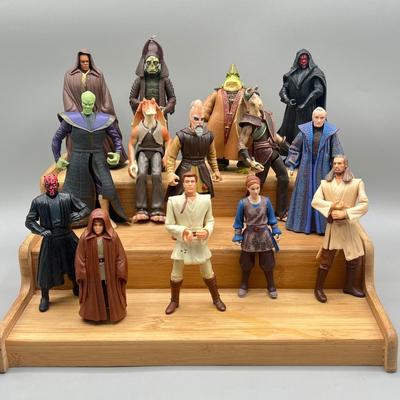 LOT 172F: Vintage Star Wars Prequels Action Figures