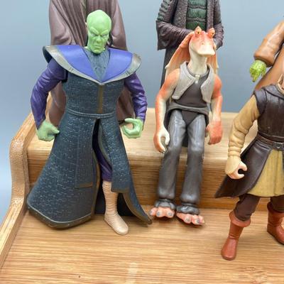 LOT 172F: Vintage Star Wars Prequels Action Figures
