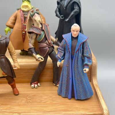 LOT 172F: Vintage Star Wars Prequels Action Figures