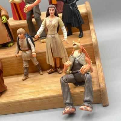 LOT 173F: Vintage Star Wars Prequels Action Figures