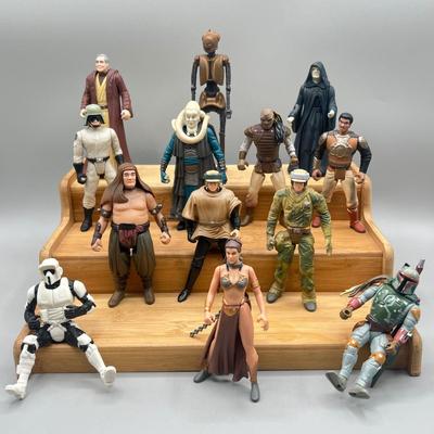 LOT 174F: Star Wars Power of the Force Action Figures - Return of the Jedi