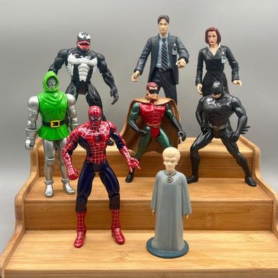 LOT 176F: Assorted Action Figures - Marvel, DC, Star Trek, X-Files
