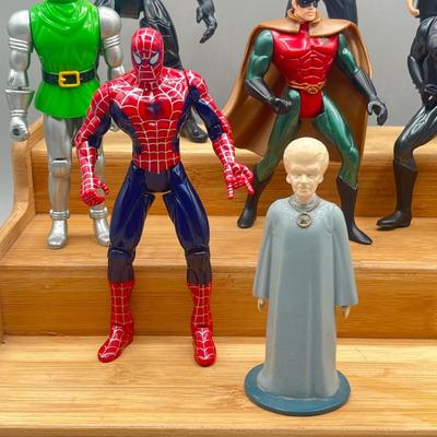 LOT 176F: Assorted Action Figures - Marvel, DC, Star Trek, X-Files