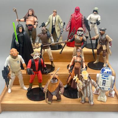 LOT 177F: Star Wars Power of the Force Action Figures - Return of the Jedi w/ Accessories