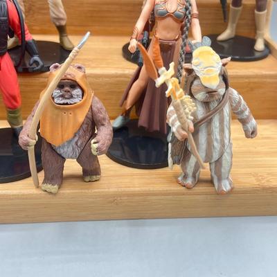 LOT 177F: Star Wars Power of the Force Action Figures - Return of the Jedi w/ Accessories
