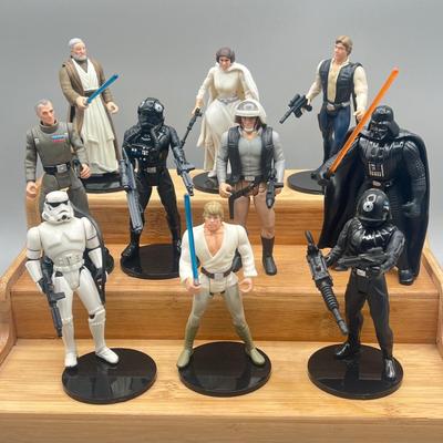 LOT 178F: Star Wars Power of the Force Action Figures - A New Hope - w/ Accessories