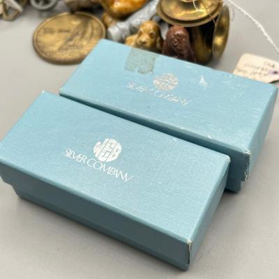 LOT 202J: Vintage Trinkets and Figurines