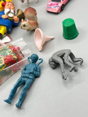 LOT 203J: Vintage Toys and Collectibles