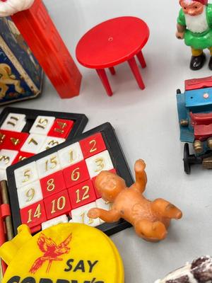 LOT 203J: Vintage Toys and Collectibles