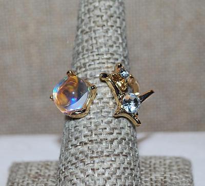 Size 8½ Interesting 2 Jeweled STARS & HALF GLOBE RING Combo with Iridescent Globe & Clear Stones Stars on a Gold Tone FRONT...