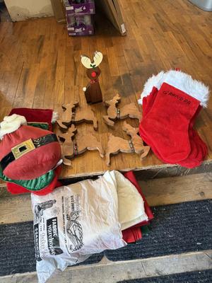 Christmas decor and felt for crafts