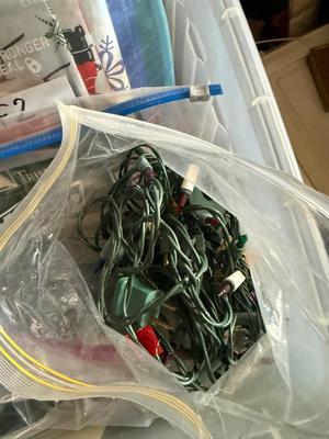 Wreath & tote with lights and misc