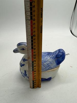 Blue & white trinket duck