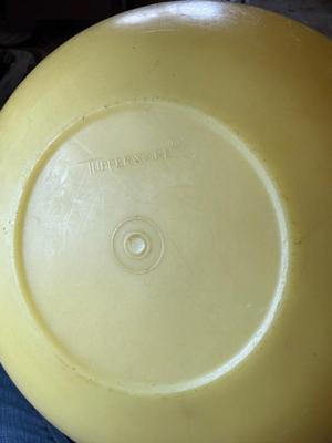 Tupperware with lids