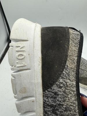 Size 9 slip on shoes