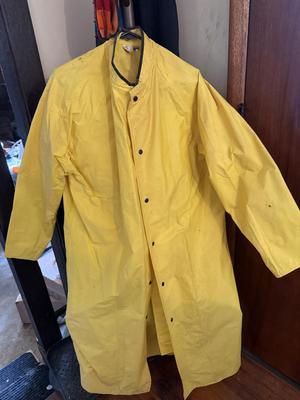 X-Large lightweight raincoat