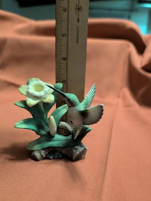 Nice Porcelain Figurines