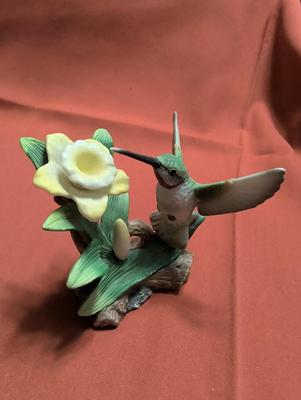 Nice Porcelain Figurines