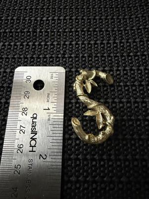 vintage Sarah Coventry gold-tone letter 'S' initial pin