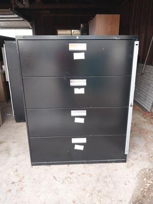 Sale Photo Thumbnail #118: MEASURES 36X19X53