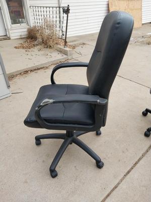 Sale Photo Thumbnail #122: ADJUSTABLE HEIGHT