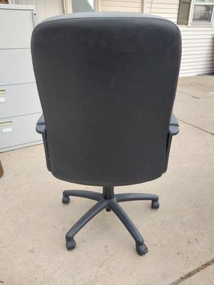 Sale Photo Thumbnail #121: ADJUSTABLE HEIGHT