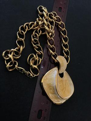 Sale Photo Thumbnail #92: See Pictures   Excellent