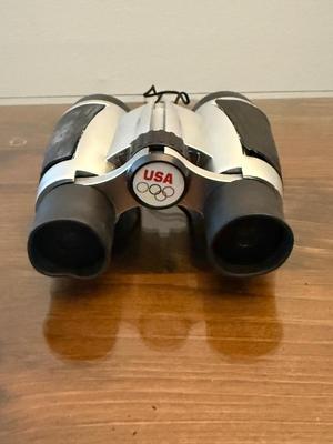 USA binoculars