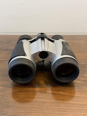 USA binoculars