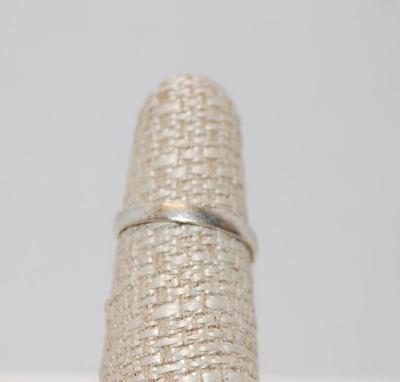 Size 6¼ Solitaire Clear Stone with "Wrap-a-Round" Silver Tone Band (2.4g)