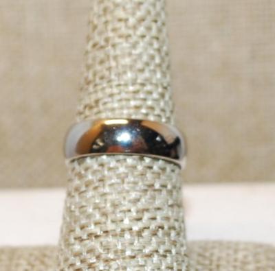 Size 7 All Silver Tone No-Stones Solid Ring (3.6g)