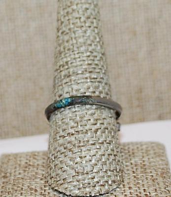 Size 9 VINTAGE Red, White + Blue "FLAG" RING with SPLIT BAND (4.1g)