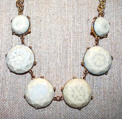 "MARBLE-STYLE" NECKLACE with 6 Beveled Cut Marble Circles on a Double Strand Gold Tone Chain and Lobster Clasp 18" L