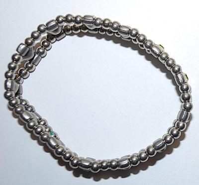 Pretty Yellow Green Round Stones Elastic BRACELET (2¼" Opening) with Silver Tone Globes & Barrels Accent CHAIN