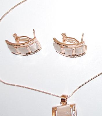 Beige Translucent Squares Combo PENDANT/ NECKLACE (18" L) & EARRINGS JEWELRY SET with a Bejeweled Setting, Lobster Clasp +...