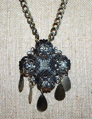 Beautiful VINTAGE Deep Gold Colored PURPLE Cabochon PENDANT (2½" x 2") with Matching Purple Globes on a Brass Colored NECKLACE...