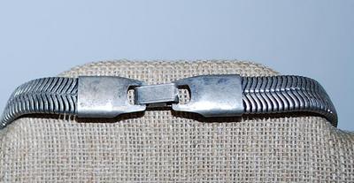Vintage Silver Colored Flexible SNAKE NECKLACE with Snap-Clip Clasp 28" L