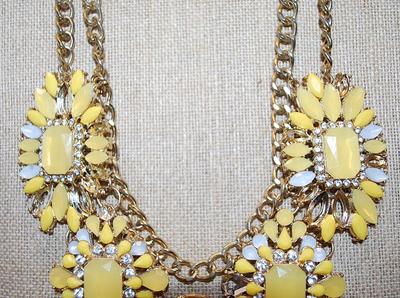 Vintage Showy Bright Yellow & White 5 Segment NECKLACE with Bold 2 Strand Gold Tone Looped Chain 20" L