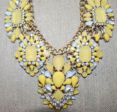 Vintage Showy Bright Yellow & White 5 Segment NECKLACE with Bold 2 Strand Gold Tone Looped Chain 20" L