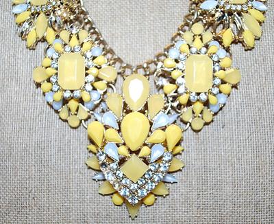 Vintage Showy Bright Yellow & White 5 Segment NECKLACE with Bold 2 Strand Gold Tone Looped Chain 20" L
