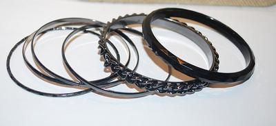 Collection of 6 Assorted BLACK BRACELETS (2½" Opening) in Metal & Acrylic
