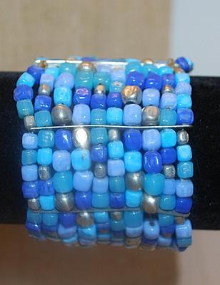 Heavily BLUE BEADED Elastic BRACELET (6"-7" Adj.) with 10 Rows of Assorted Beads & Metal Spacers
