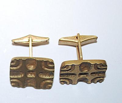 Vintage-Style CUFFLINKS in Brushed Gold Tone