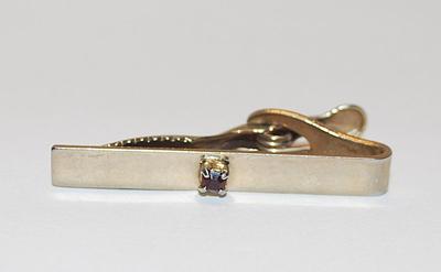 Vintage-Style Single 4-Prong RED Stone TIE CLASP (1½" L)