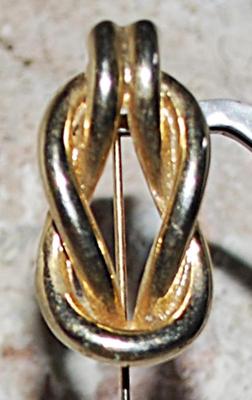 Large Gold Colored KNOT PIN (2¾" L) on a Gold Tone Setting