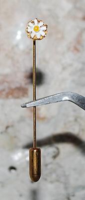 Small White Daisy PIN (2" L) with Pin Guard on a Gold Tone Setting
